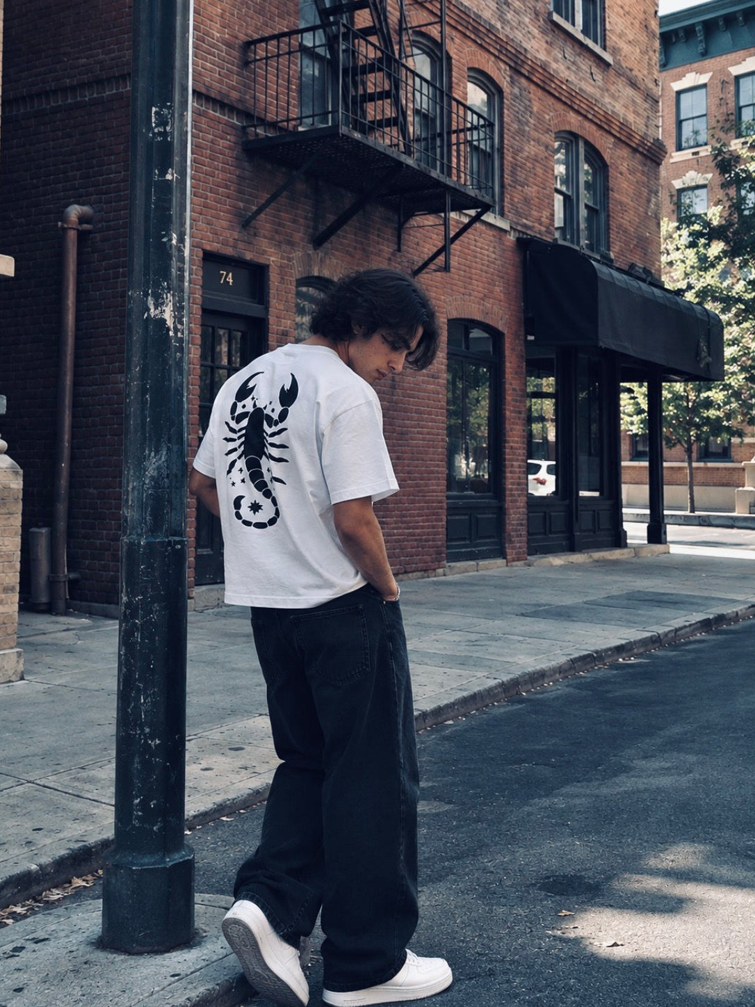 MIRZA SCORPION TE SHIRT